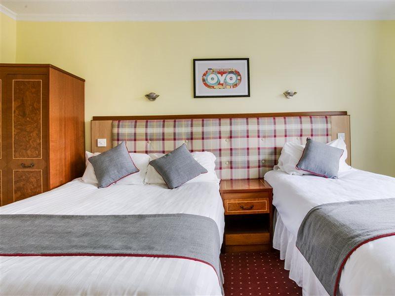 Oyo Glenpark Hotel, Ayr Central Экстерьер фото