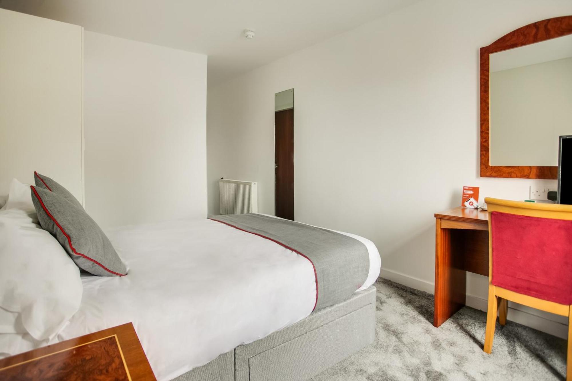 Oyo Glenpark Hotel, Ayr Central Экстерьер фото